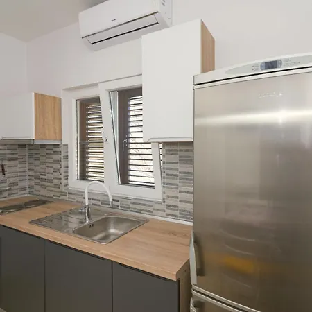 Apartments Starine Beach Pirovac Exterior photo